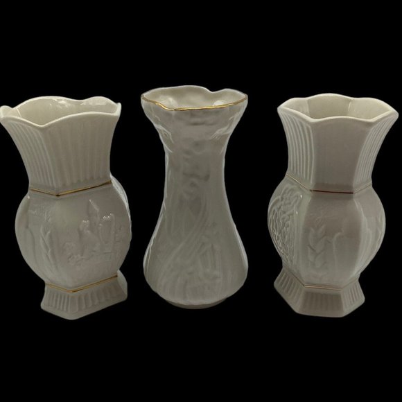 Belleek Trio of Small Vases, Made in Ireland - Picture 2 of 12